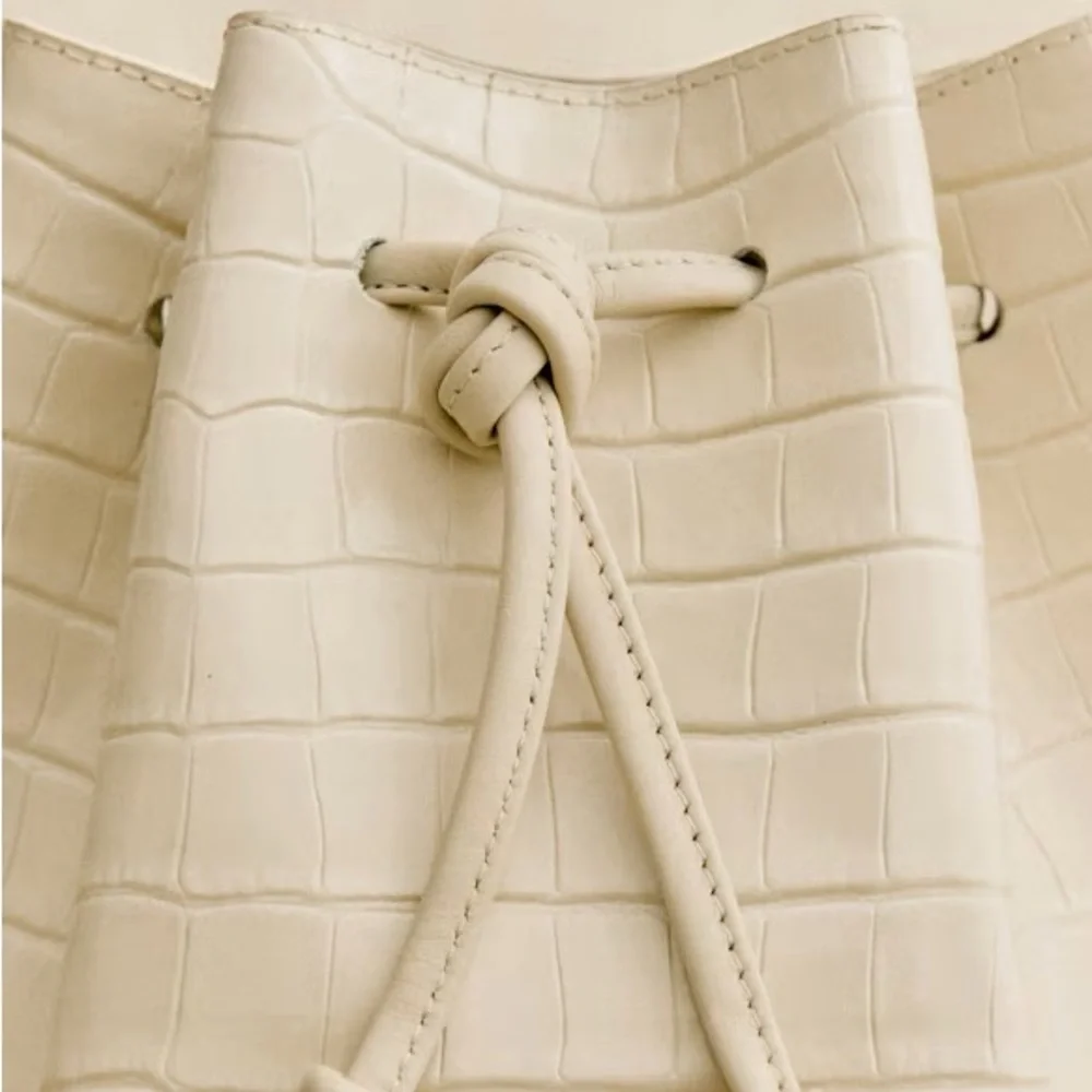 Sézane Farrow Bag Purse in Ecru Croco Croc Print Croc NIB - Picture 3 of 7